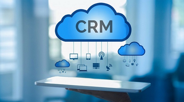 tích hợp CRM vào website