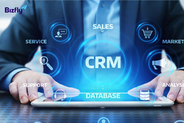 CRM: Hành trình từ Rolodex đến các giải pháp dựa trên AI