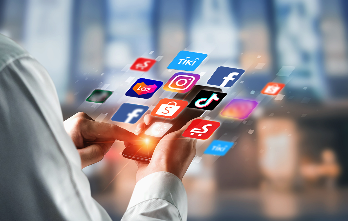 Toàn bộ lịch sử tương tác của khách hàng từ các kênh sẽ được lưu lại trên BizCRM