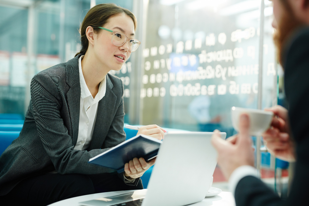 AI Agent có thể được ví như một trợ lý tài chính cá nhân cho khách hàng