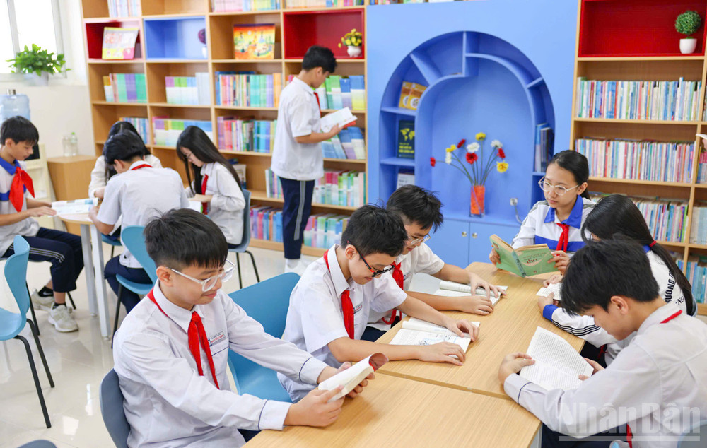 Phần mềm quản lý học sinh là giải pháp công nghệ giúp trường học số hoá toàn bộ quy trình quản lý và vận hành trong trường