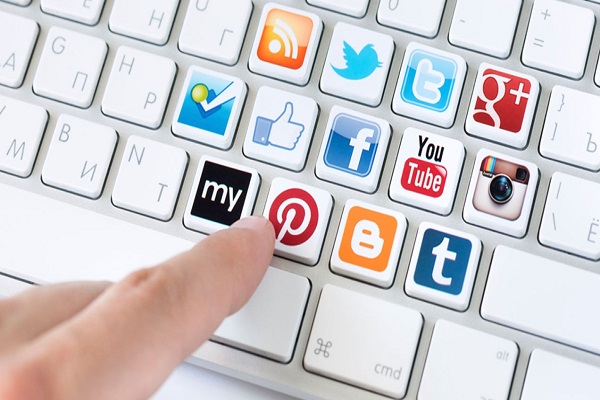 Sử dụng mạng xã hội 