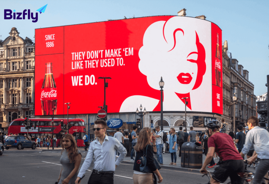 Quảng cáo ngoài trời của Coca-cola
