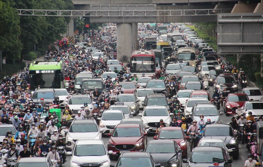 Kẹt xe là điều khiến nhiều người tham gia giao thông mệt mỏi và là vấn đề cần giải quyết của các nhà chức trách