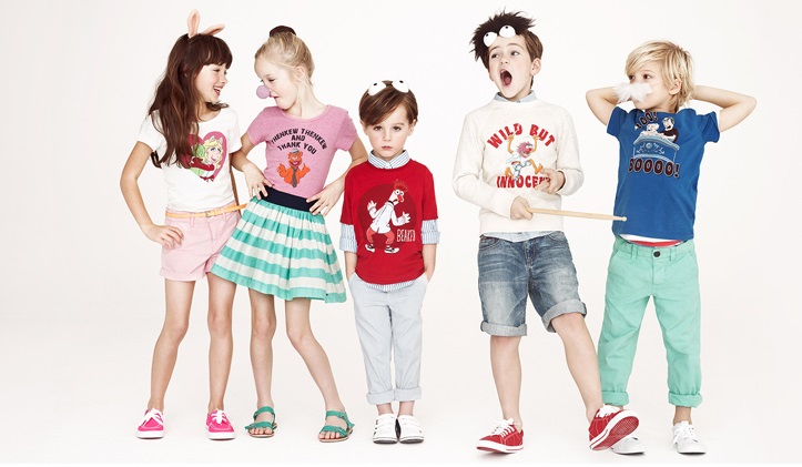 Quần áo trẻ em có nhu cầu cao, đa dạng và thường xuyên thay đổi theo mùa và xu hướng.